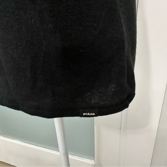 Prana Cozy Up Black Tank Top SZ XS Classic Athleisure Yoga Casual NWT - Picture 3 of 6